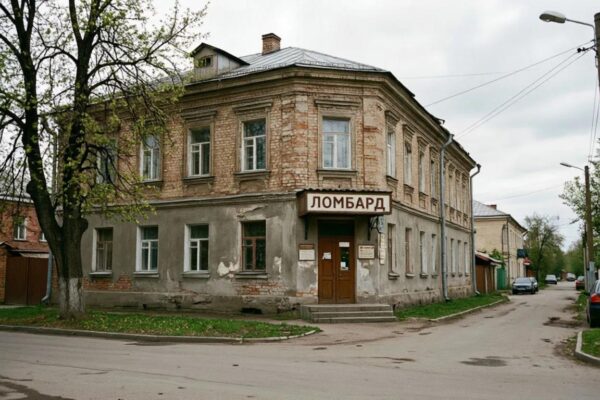 В Тамбовской области чаще стали закладывать ювелирные украшения в ломбардах