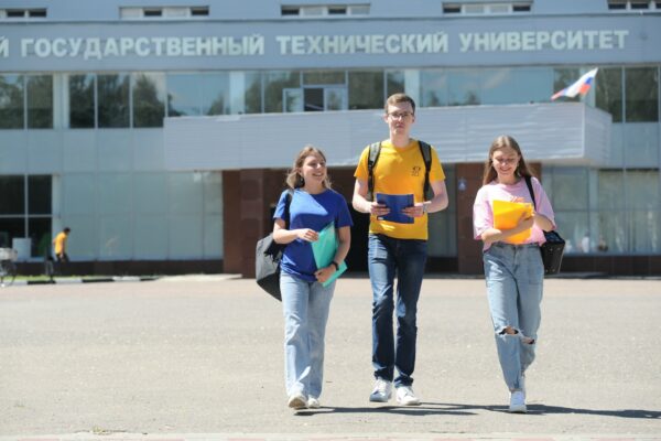 Конкурс в тамбовские вузы в этом году превысил 10 человек на место