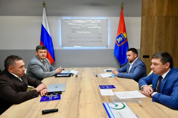 Евгений Первышов анонсировал запуск ИИ-сервиса для помощи учителям