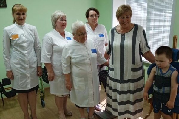 В тамбовскую детскую поликлинику имени Валерия Коваля передали 14 новых тренажеров