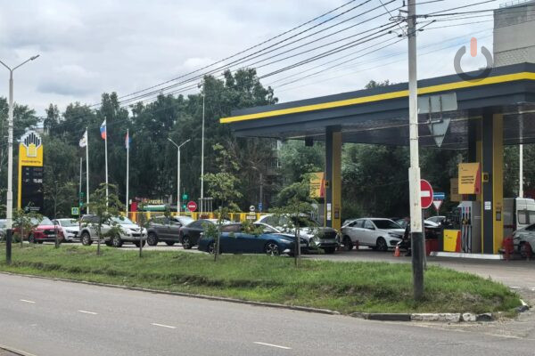 Первышов поручил ежедневно публиковать списки тамбовских заправок с наличием бензина