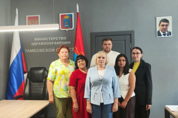 В Тамбове подписали еще пять договоров с медиками по земским программам