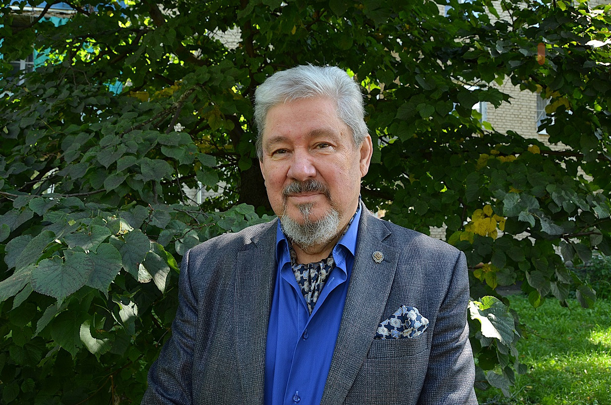 Автор слов гимна Тамбовской области Александр Митрофанов отметил 70-летие