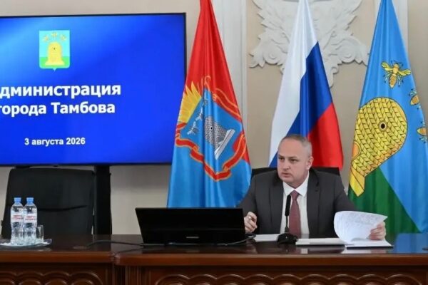 Максим Косенков поручил избавиться от заглубленных мусорных контейнеров в Тамбове