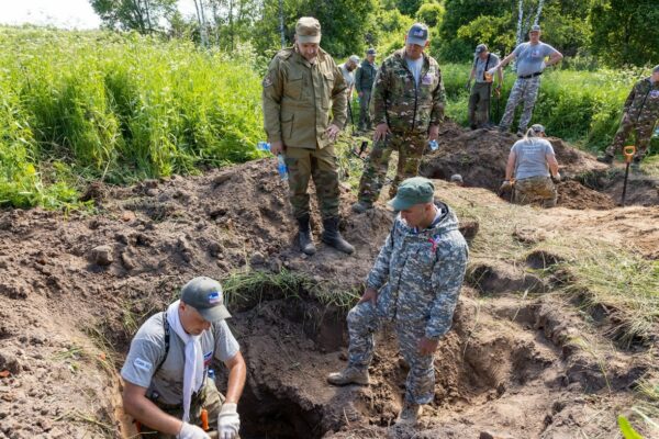 Тамбовские поисковики установили личности 17 бойцов в экспедиции по Калужской области