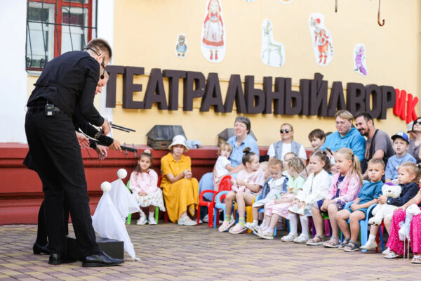 В Театральном дворике в Тамбове до конца августа покажут спектакли для детей