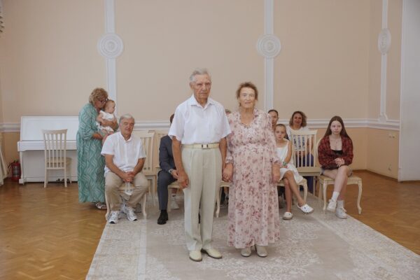 Железная свадьба: супруги Токаревы из Тамбова отметила 65-летие семейной жизни