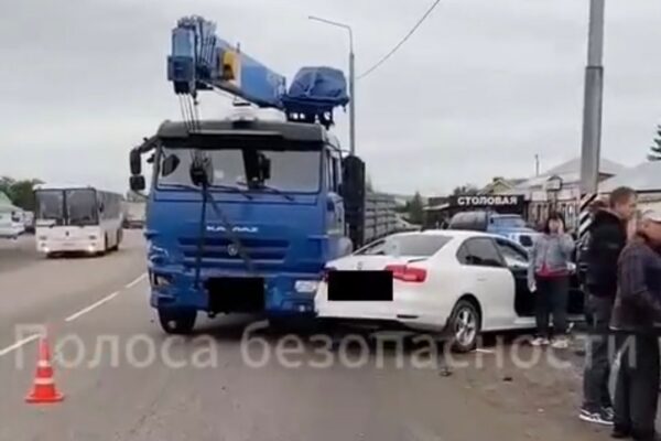В Тамбовской области женщина получила увечья при ДТП с КамАЗом