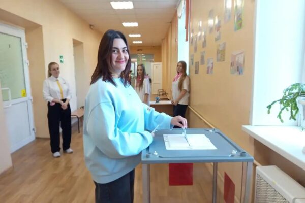 В школе №22 Тамбова прошли выборы лучших рисунков и буклетов о гражданской ответственности