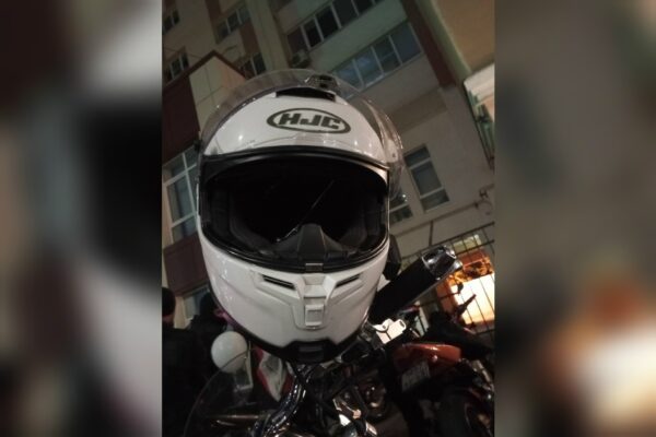 В Тамбове 29-летняя девушка опрокинулась на мотоцикле и попала в больницу