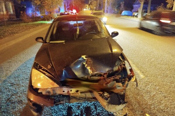 В ДТП с тремя автомобилями в Тамбове пострадал 29-летний пассажир