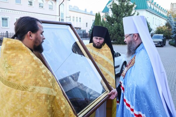 В Тамбове встретили икону Божией Матери «Всех скорбящих радость»