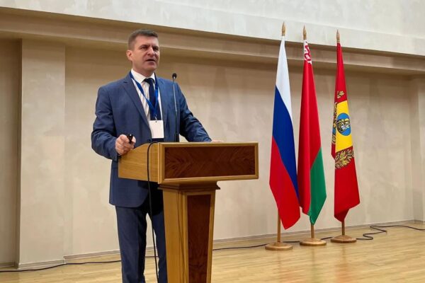 Профессор Державинского вуза Андрей Прохоров провёл мастерскую на медиафоруме в Могилёве