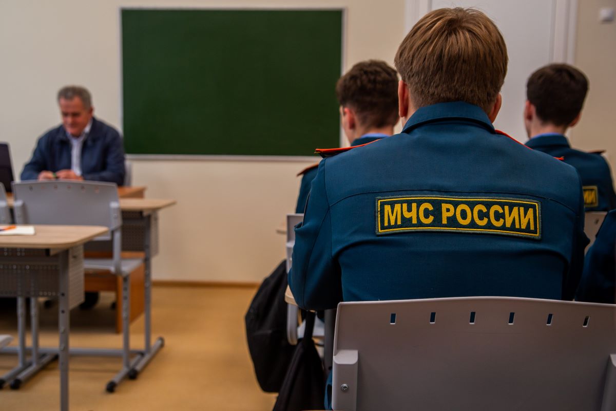 Профильный класс в Тамбовском кадетском корпусе готовит будущих сотрудников МЧС