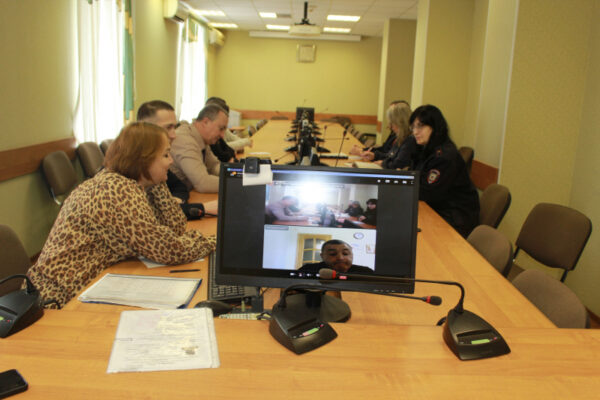 Трое граждан Армении не прошли комиссию по владению русским языком в Тамбовской области